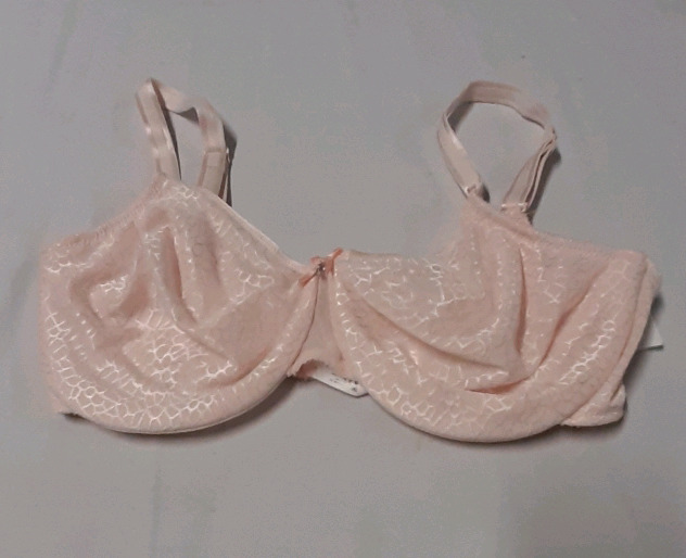 New Size 32 H Chantelle Bra