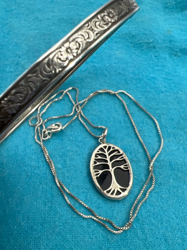 Vintage Sterling Bangle Black Onyz Tree of Life Sterling Chain