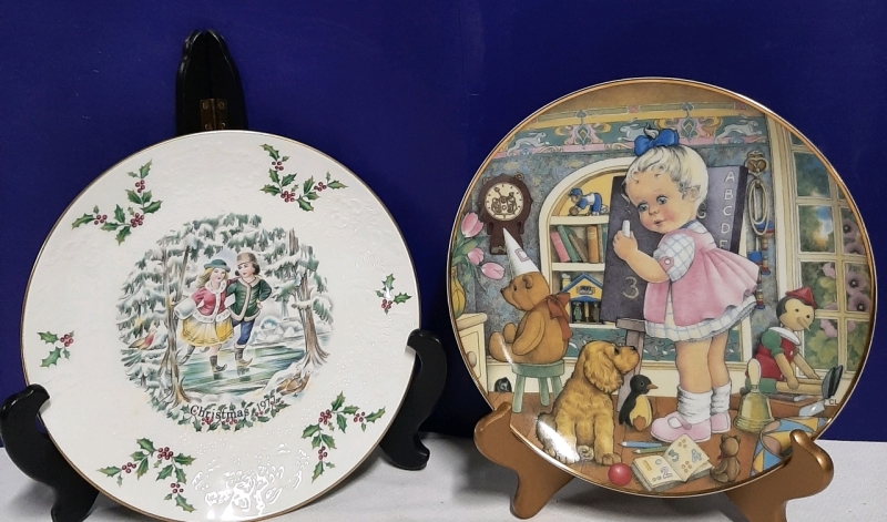 Royal Doulton Christmas Plate 1977-First of a Series & Carol Lawson "Teacher's Pet" 1982 Limited Edition Franklin Porcelain