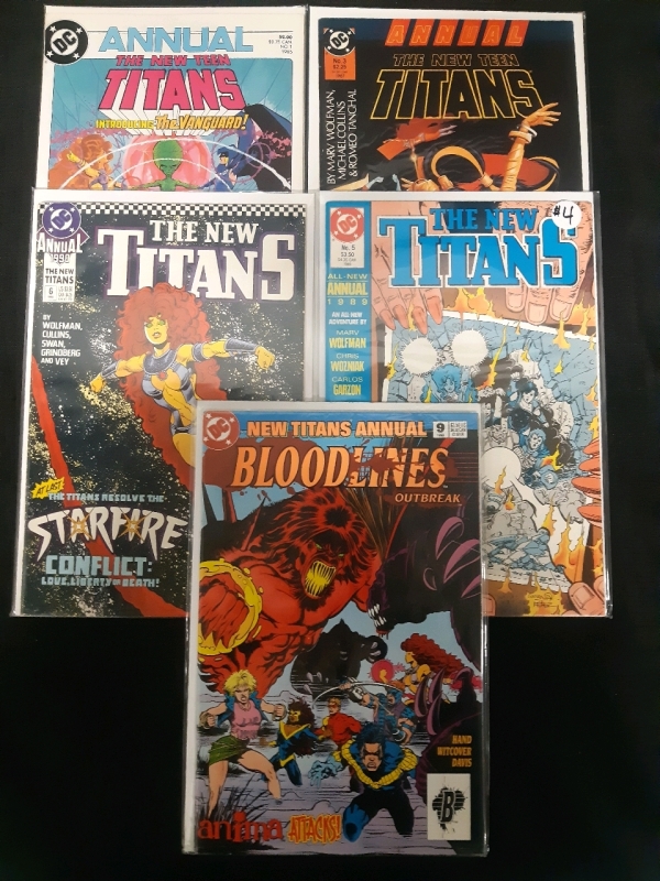 Vinatge 5 New DC The New Teen Titans: Annual Paperback Comcis Bagged and Sealed