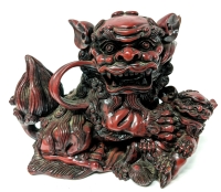 Large Vintage Resin Foo Dog / Kimainu with Young | 5.75" Tall