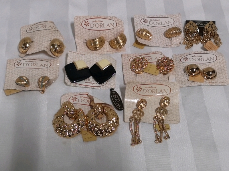 10 Stunning Vintage D'Orlan Earrings Clip on - signed