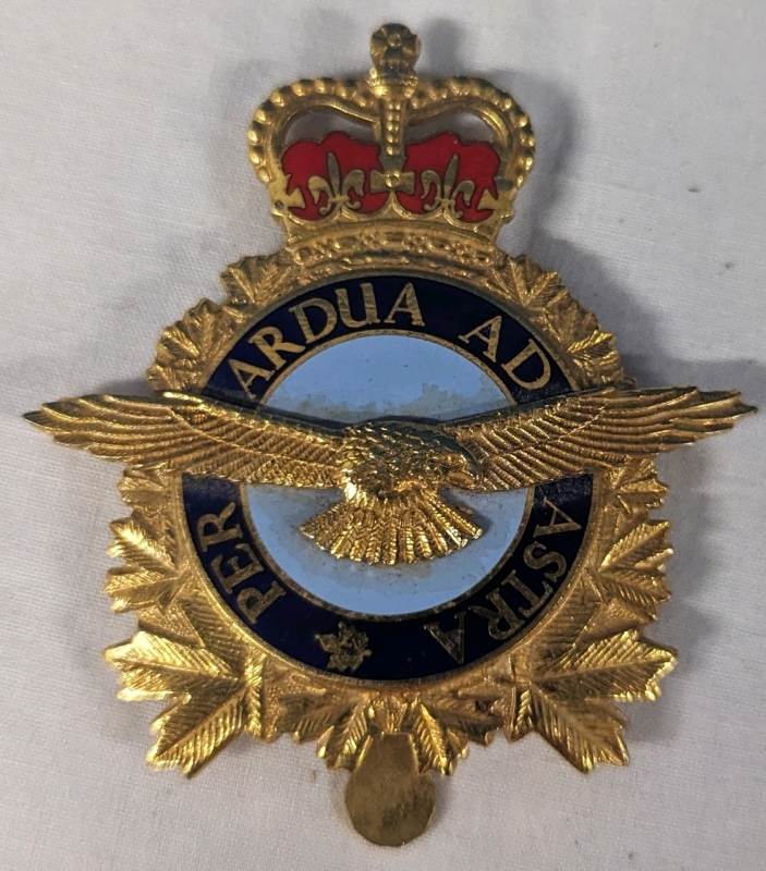 RCAF Royal Canadian Air Force Cap Badge. 2.5" Long.