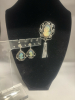 Vintage Whiting & Davis Irridescent Glass CAMEO Brooch Earrings - 7