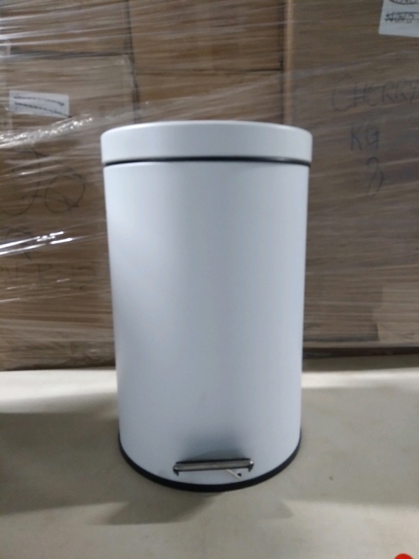 New M Design 15" Trash Can