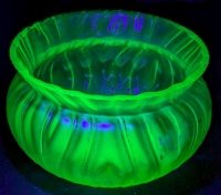 Vintage Iridescent Uranium Glass Pot | 3.75" Diameter x 2.25" Tall