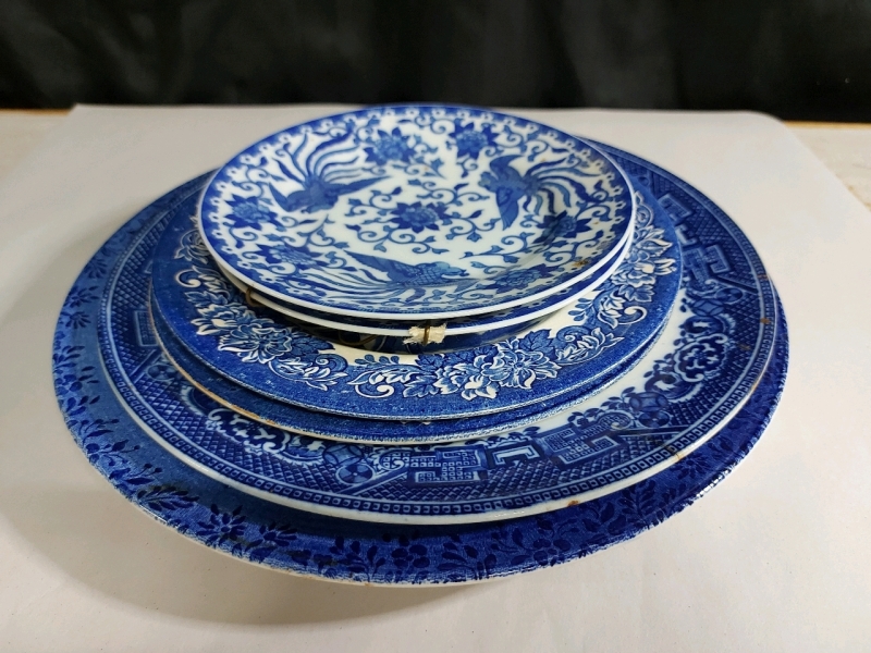 6 Mixed Blue Dinnerware Plates Pre Owned