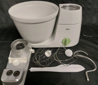 Braun Kitchen Machine KM 321 And Accessories Excellent Pre Owned Condition
