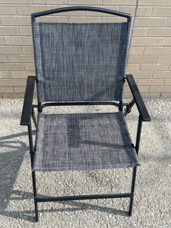 Patio Folding Chairs, Outdoor Folding Chair with Armrests Grey and Black Pre-owned Good Condition