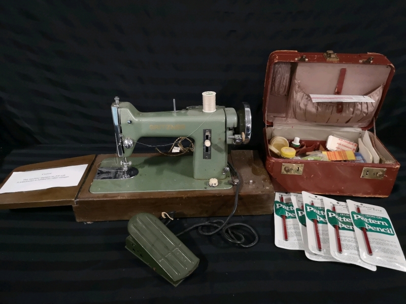 Vintage GRITZNER SEWING MACHINE + Case of Accessories