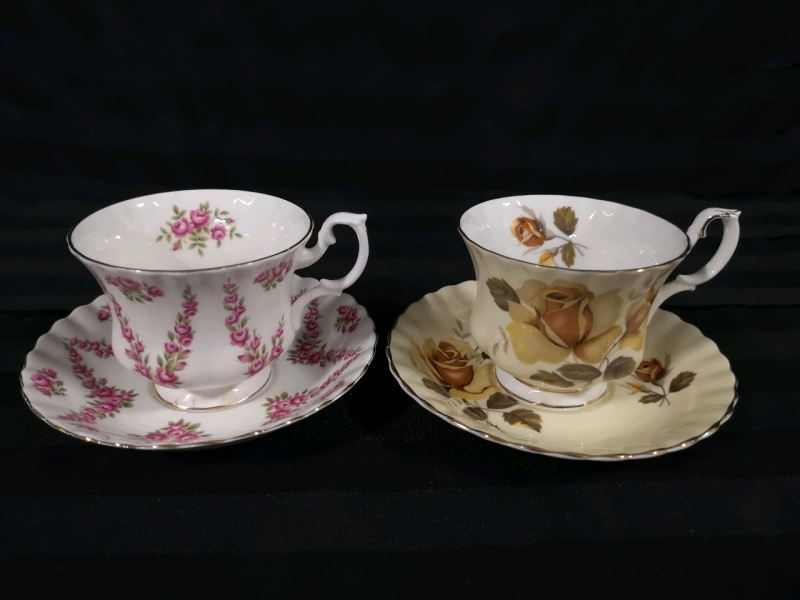 2 Vintage Royal Albert Teacups and Saucers