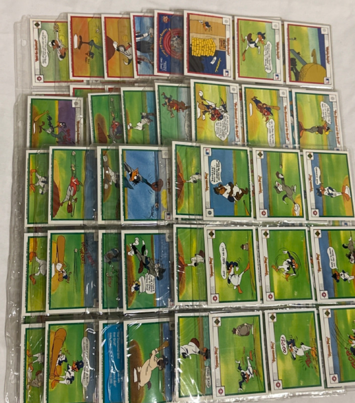 153 Vintage 1990 Upper Deck Loonie Toons Comic Ball Baseball Cards 17 Sheets