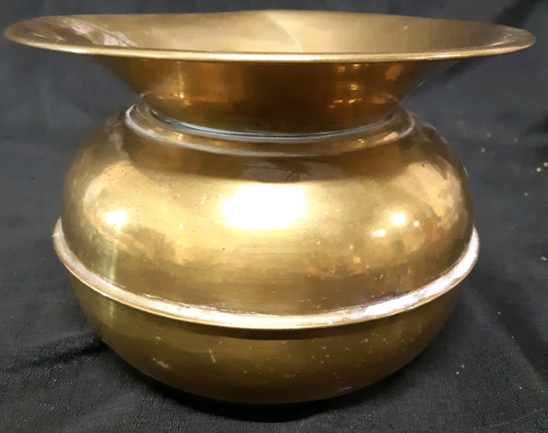 Vintage Brass Spittoon Home Decor 6" Tall