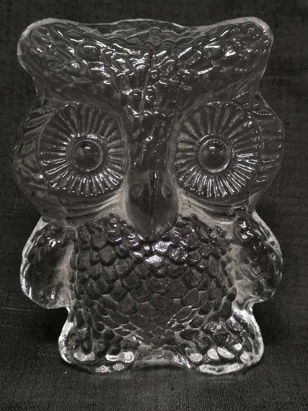 Adorable Glass Owl - 5.5" tall