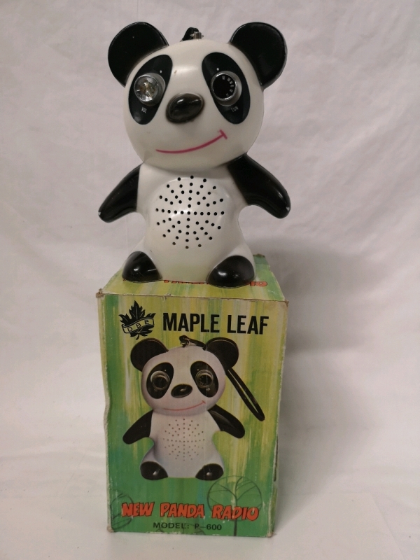 Vintage Maple Leaf Panda Radio - 6" Tall