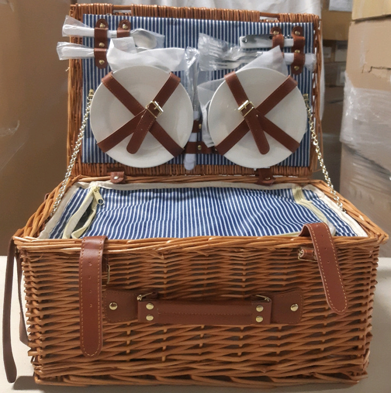 Hand Woven Picnic Basket For 4 With Insulated Cooler Bag, Silverware, Plates and 2 Cups