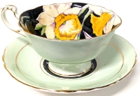 Vintage Double Warrant Paragon Daffodil Tea Cup & Saucer