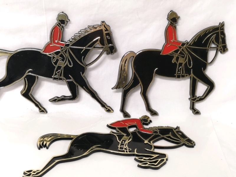 3 Vintage Invicta Plastics Limited Showjumper Self-Adhesive Plaques 1966