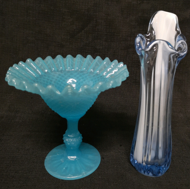 2 Beautiful Glass Vase & Footed Dish