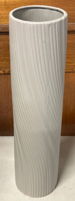 New Porcelain Tall Light Grey Single Stem Floor Vase 20" Tall & 5" Wide