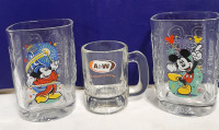 2 Vintage Walt Disney World Glasses (2000) & a 3.25" A&W Mug