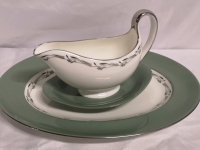 2 Vintage Wedgewood Platter & Gravy Boat - Halford Pattern