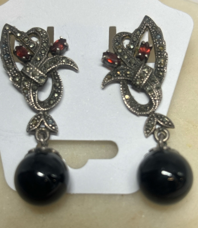 Sterling Marcacite Black Onyz Garnet Pierced Earrings