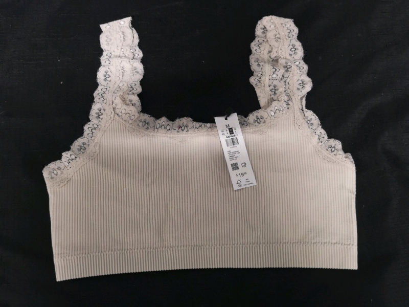 New Garage sz Medium Sadie Seamless Lace-Strap Tank