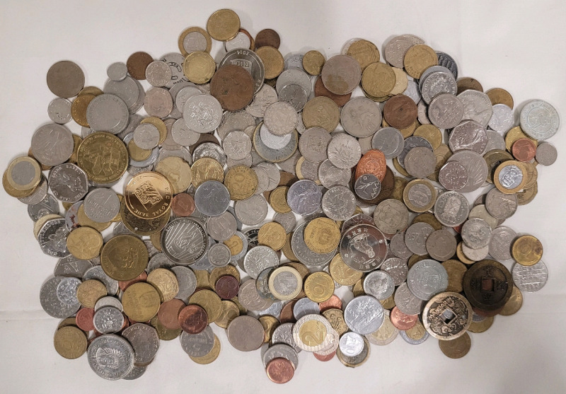 3.5lbs World Coin & Token Lot