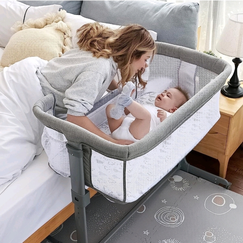 New TCBunny 2-in-1 Baby Bassinet & Bedside Sleeper, Adjustable Portable Crib Bed for Infant Model BCB-0001 95L x 69.9W x 84.8H Centimetres Retails $200