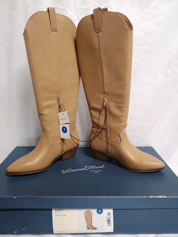 New sz 7 Universal Thread Goods Co. Women's Sommer Boots - Memory Foam