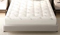 New King Size Oeko-Tex Bamboo Matress Topper ( 78" x 80" ) Retails for Over $100