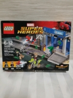 NEW Lego MARVEL SUPER HEROES 76082 SPIDERMAN