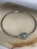 PANDORA Moments Sparkling Snowflake Clasp Bangle Bracelet