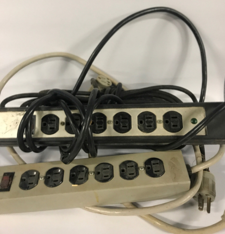 2 6 Socket PowerBar & Extension Cord