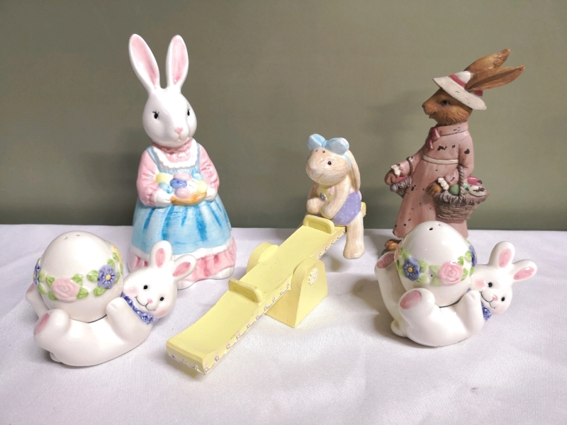 Easter Home Decor - Salt & Pepper Shakers +