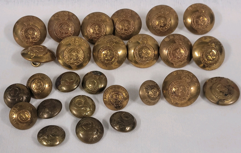 Vintage Canadian Military General Service Brass Buttons . 26 Buttons