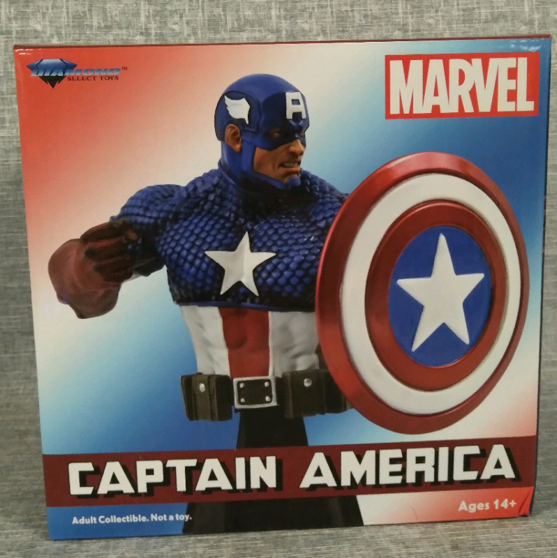 New Diamond Select Toys Marvel Collectable Captain America Bust