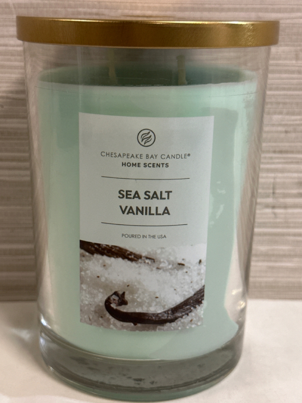 New Chesapeake Bay Candle Home Scents Sea Salt Vanila Scented Candle 19oz