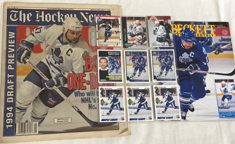 Wendel Clark Collection Including 1994 Beckett Magazine 9 Assorted NHL Hockey Trading Cards Toronto Maple Leafs & 1994 The International Hockey Weekly Volume 47 #35