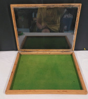 Vendor Showcase with Glass Top , Measures 19"&times;15"&times;1.5" . Inside Measures 5/8" deep