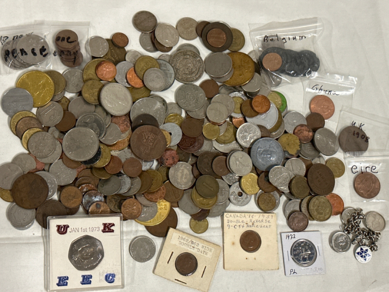 3+ Pounds Of Vintage World Coins & Tokens Canada Belgium UK Ghana 1973 Mountie Quarter 1959 Double Reverse Penny Penny Bracelet & Much More