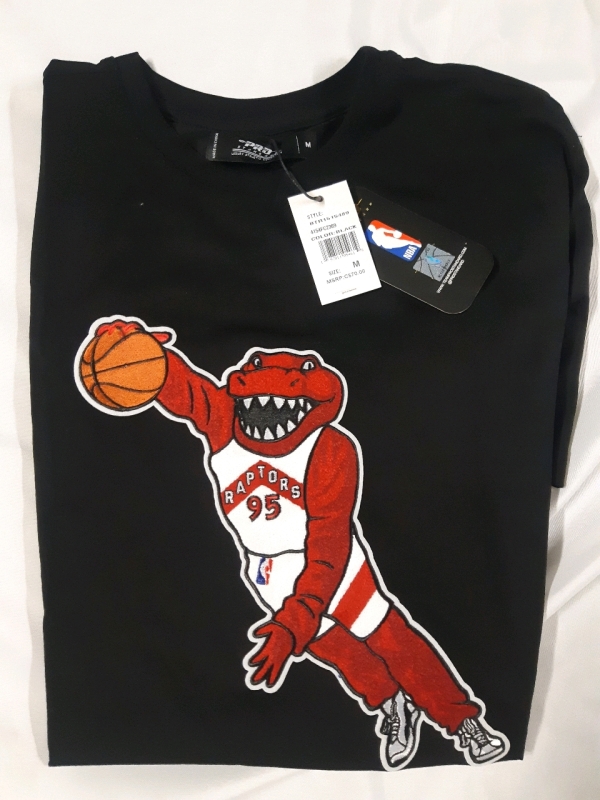 New NBA Raptors Mens Black Long Sleeve T-Shirt Size ( Extra Large )