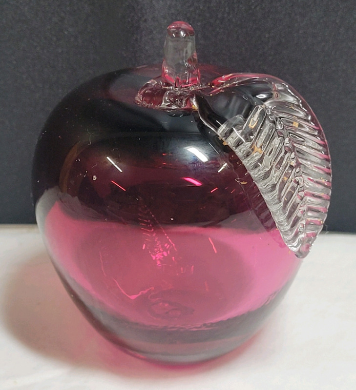Cranberry & Clear Glass Decorative Apple , measures 3.5" tall . No chips or cracks