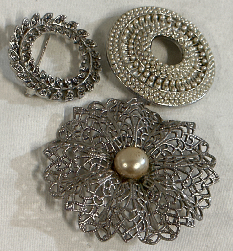 3 Silver Toned Brooches Snowflake Faux Pearl 2.5&rdquo; Circular Faux Pearls 1.5&rdquo; & Leaf Wreath With Stones 1.25&rdquo;