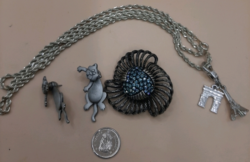 Vintage Earrings Brooch & a Pendant from the 5th Ave Collection