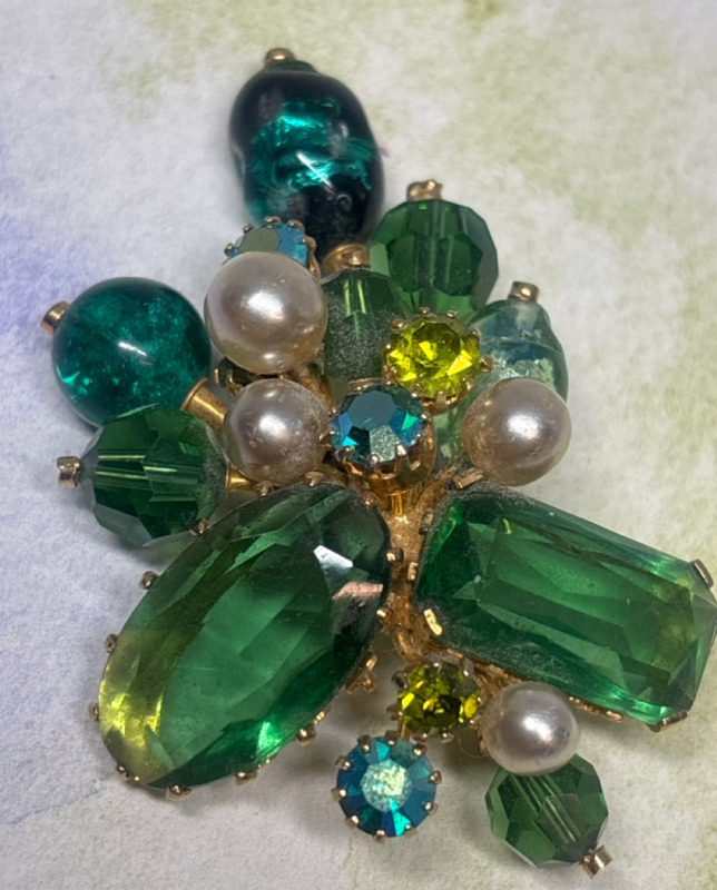 KRAMER Vintage Austria Green Crystal Rhinestone Lava Bead Brooch Signed