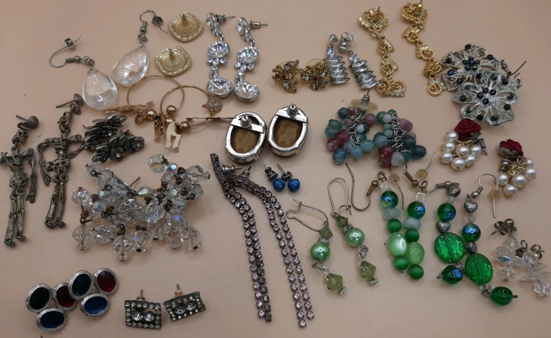 20 Pair of Vintage to Modern Earrings
