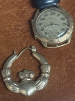 10K Yellow Gold Vintage Juvil Watch 10K Single Celtic Hoop Earring As Is