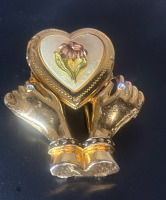 1940s Heart Locket Hands Holding Heart Fur Clip